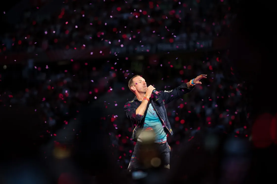 A Coldplay gyönyörű, felszabadító szeánszot csinált a szférák zenéjéből