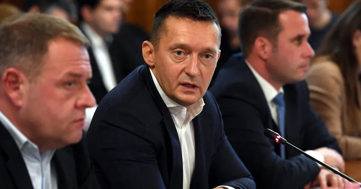 Magyar Hang: Rogán minisztériuma idén akár bruttó 20 milliárd forintot is költhetett a kampányra