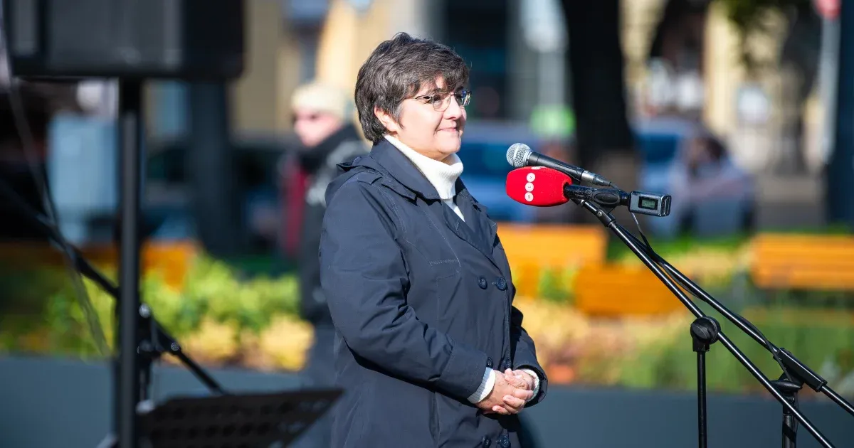 A választást elbukó V. Naszályi Márta még nem tudja, beül-e képviselőnek az I. kerületbe