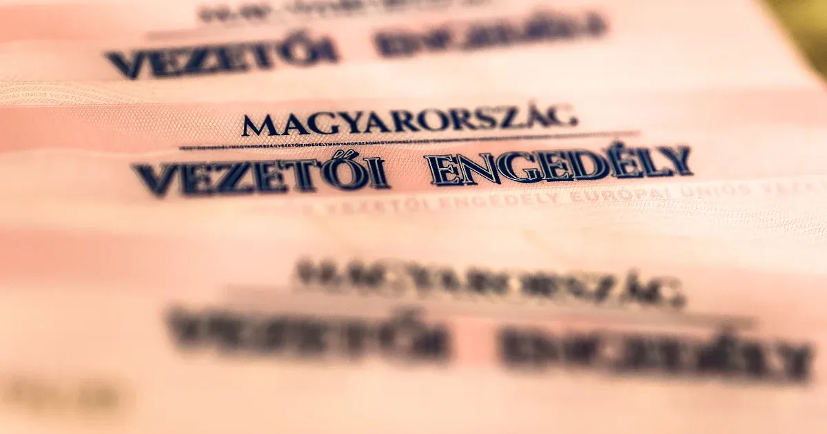 Felgyorsítják a pótkocsis teherautókhoz szükséges jogosítvány megszerzését