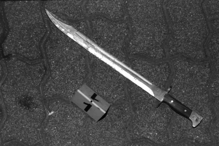 Bajonettes késelésig fajult egy nő miatt kialakult verekedés Pesterzsébeten