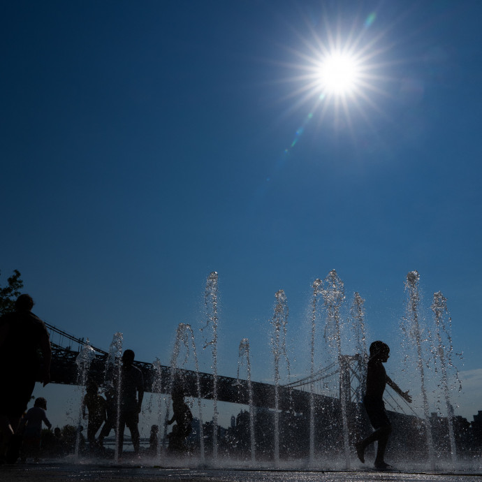 Magyarországon még csak hőségriadó van, de Görögországban már áldozatokat is szedett a meleg