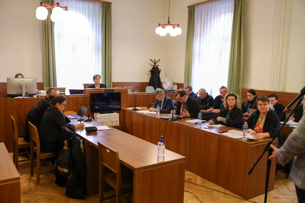 Elítélték a Schadl-Völner ügyben, aztán 73 millió forint osztalékot vett fel a cégéből