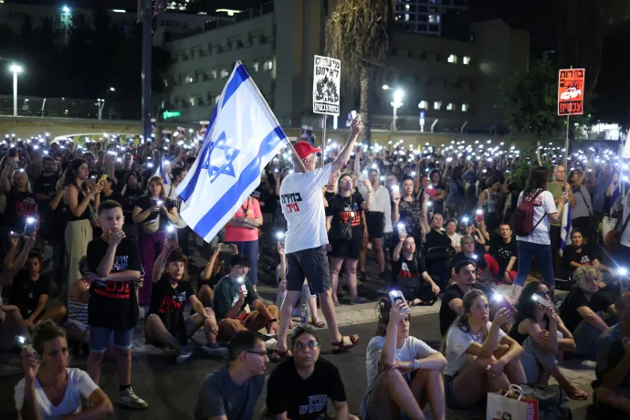 Tüntetés a Netanjahu-kormány ellen Tel-Avivban 2024. június 15-én – Fotó: Marko Djurica / Reuters