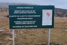 Nyitott katonai területről vitt el egy gránátot egy kilencéves cseh gyerek Horvátországban, felrobbant a kezében