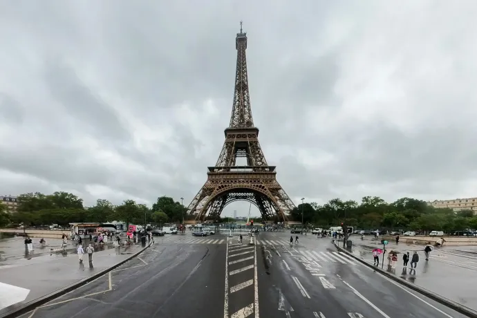 Pár héttel az olimpia előtt húsz százalékkal emelték az Eiffel-torony belépőjegyeinek az árát