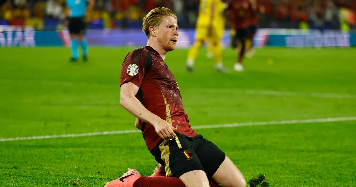 Lukakutól megint elvettek egy gólt, de most De Bruyne vezetésével hozta a kötelezőt Belgium
