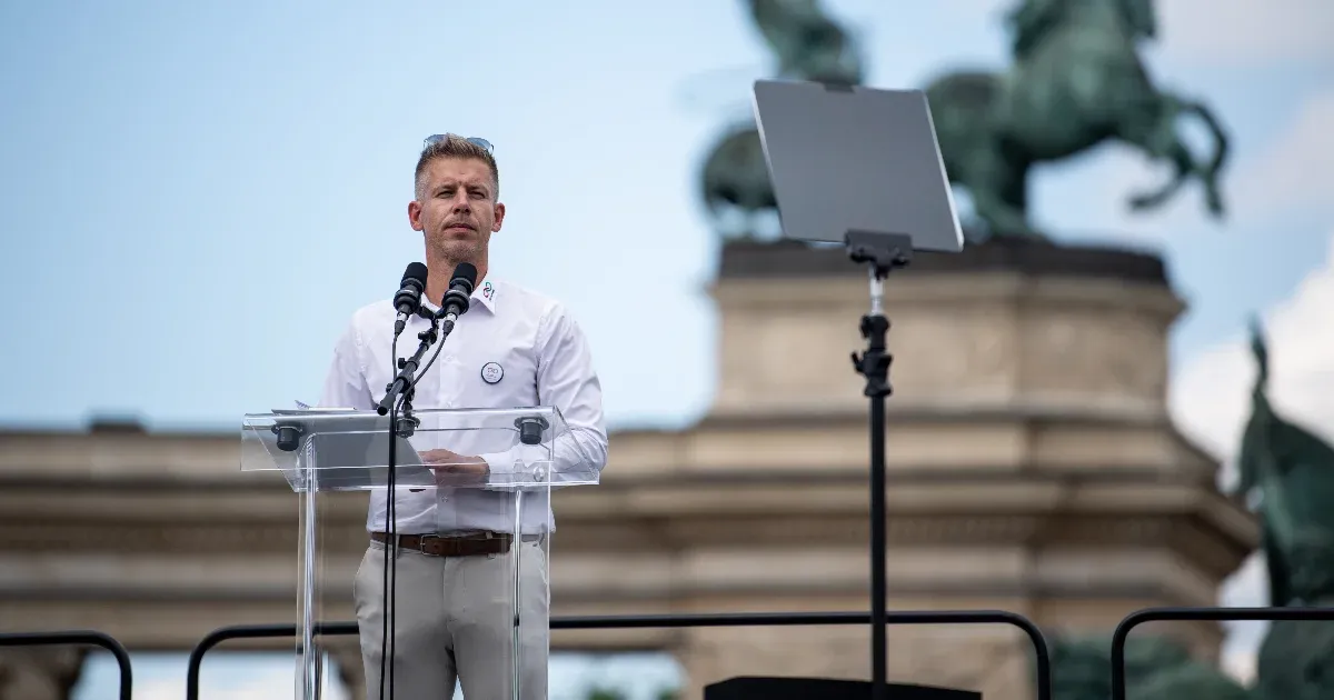 Magyar Péter szórakozóhelyes dulakodása: Dunába dobott telefon miatt is nyomoz a rendőrség