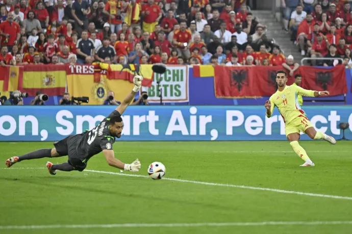 Ferrán Torres lőtte az albán-spanyol egyetlen gólját – Fotó: Ina Fassbender / AFP 