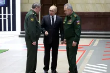 A hágai Nemzetközi Törvényszék letartóztatási parancsot adott ki orosz katonai csúcsvezetők ellen
