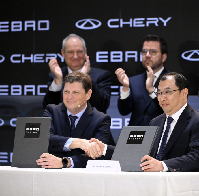 Európa megpróbálja Kína ellen fordítani a fegyvert, amellyel Kína legyőzte Európát