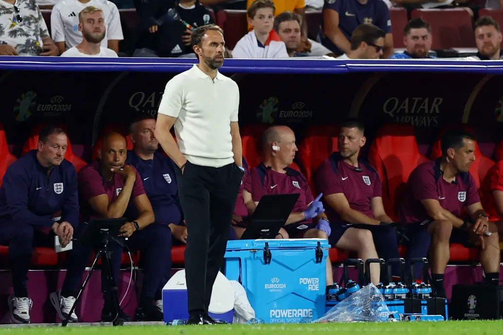 Southgate: Megértem a szurkolók frusztrációját, de nem láttam még olyat, hogy egy továbbjutó csapat ilyen támadásokat kapjon