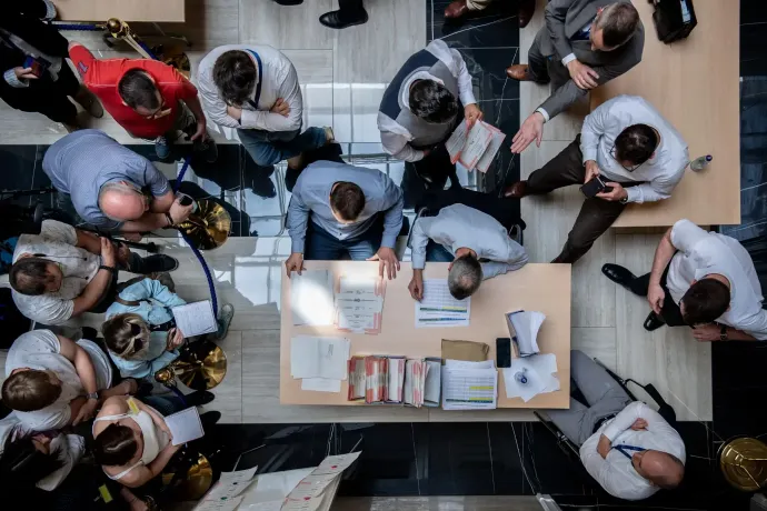 The recount of invalid votes of the mayoral election at the National Election Office in Budapest on 14.06.2024 – Photo: János Bődey / Telex