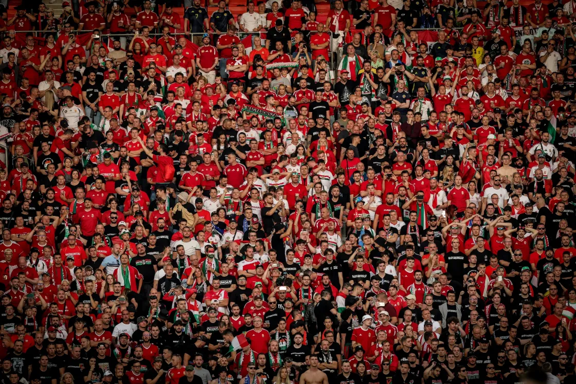 Csalódások és egy katartikus győzelem – magyarok a foci-Eb-n, képekben