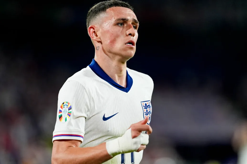 Hazautazott az angol válogatott sztárja, hogy ott legyen harmadik gyereke születésénél