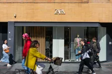 A romániai használtruha piacra való beszállással zöldülne a Zara