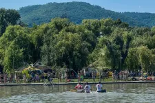 Rosszul lett a vízben egy nő a balatonedericsi strandon, újra kellett éleszteni