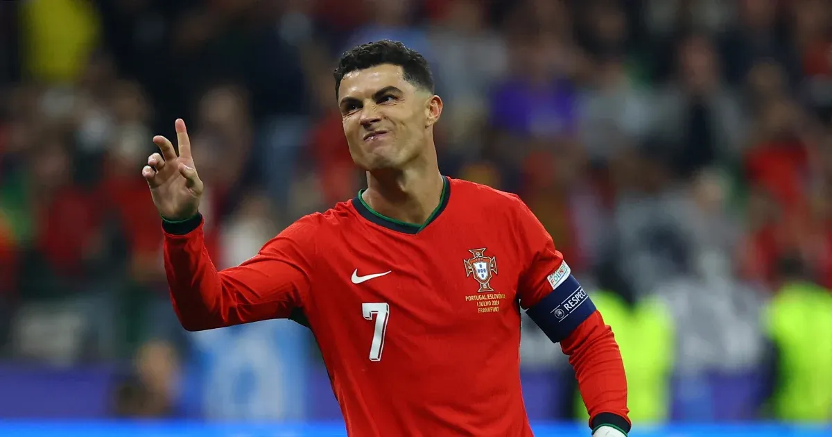 C. Ronaldo büntetőt rontott, majd javított, Portugália tizenegyespárbajjal ejtette ki Szlovéniát