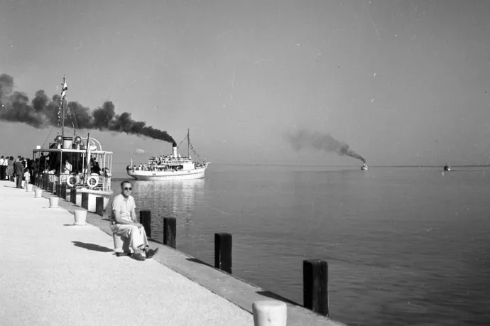 A balatonfüredi kikötő 1947-ben – Fotó: Romák Éva / Fortepan