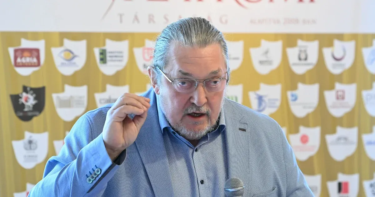 Egymilliárd forintos támogatást kapott Vidnyánszky filmje, az Úri muri, megazisten!
