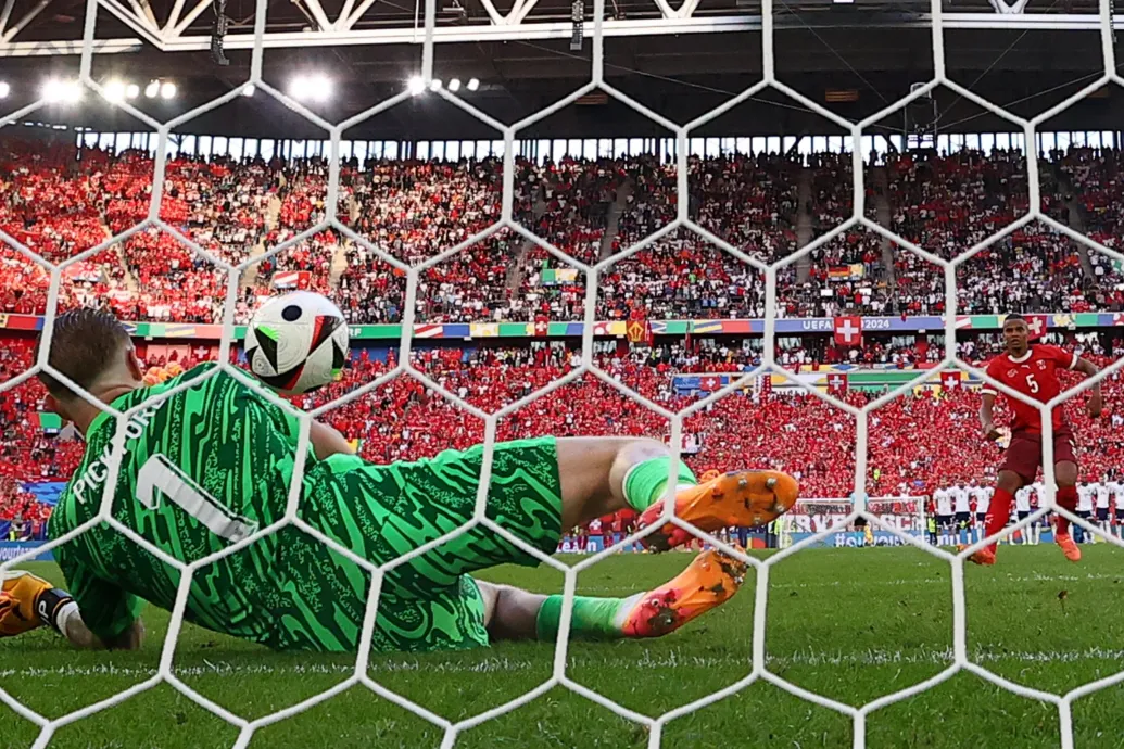 Anglia jobban rúgta a tizenegyeseket, és kiejtette Svájcot