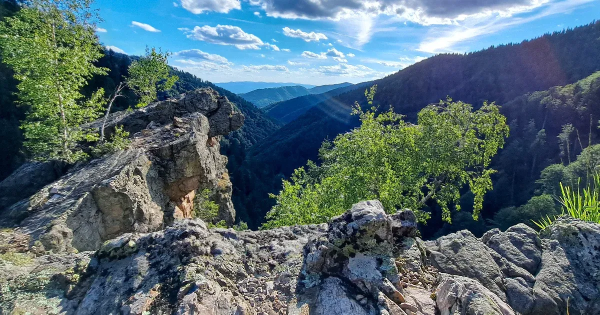 „Nem a vízesés szikláiról zuhantam le, akkor nem hoznak le élve” – mondja a Romániában balesetet szenvedett magyar turista
