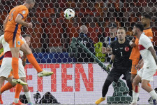 Magyarország is elődöntős lenne az Eb-n, ha a stadionokon múlna