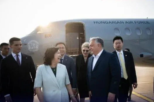 Orbán Viktor Kínában folytatja a békemisszióját