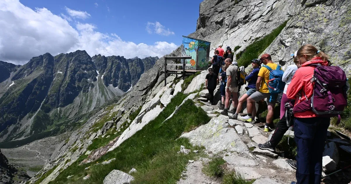 Ismét áll az ikonikus tátrai panorámabudi, amit tavaly a vihar romba döntött