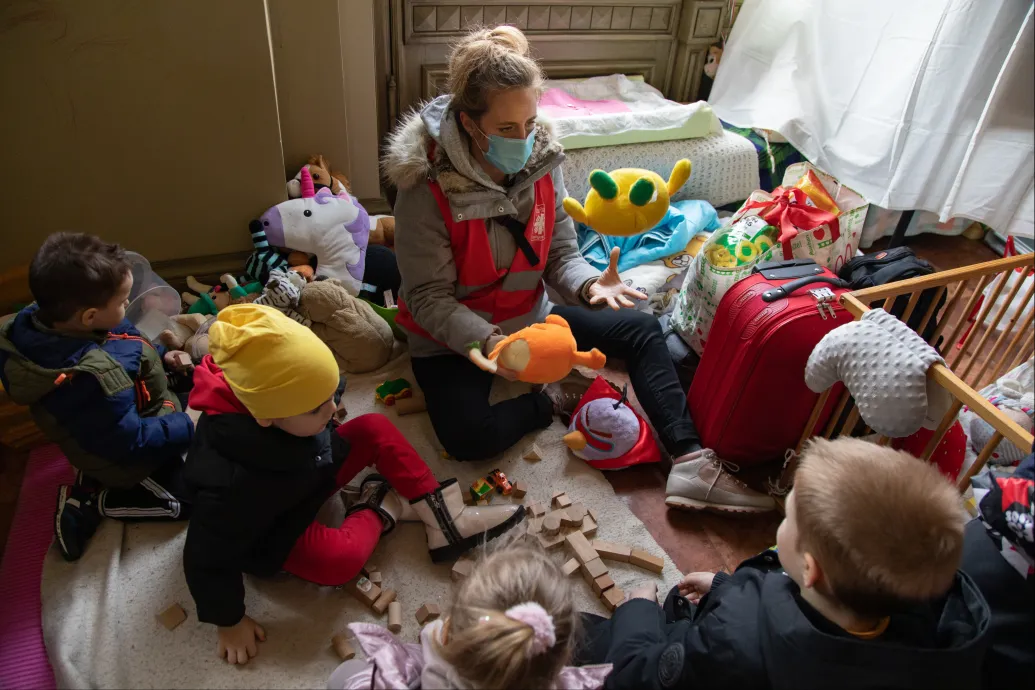 Nyílt levéllel derítené ki a Helsinki Bizottság, mi lesz az új rendelet miatt az ukrajnai menekültekkel