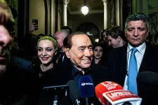 Milánó polgármestere őrültségnek tartja, hogy Berlusconiról nevezik el a város egyik repterét
