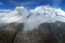 Megtalálták egy 22 éve eltűnt amerikai hegymászó holttestét Peruban