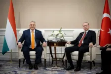 Orbán seeks Erdoğan's backing of Hungarian "peace mission"