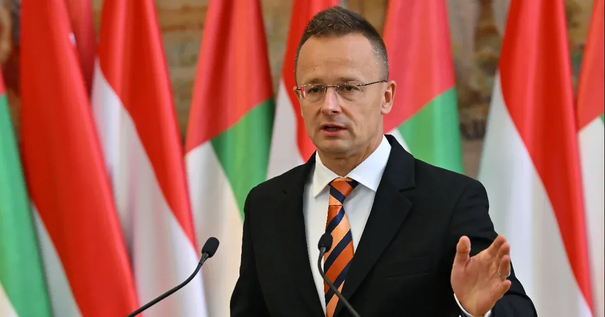 Magyarország az együttműködés fejlesztéséről szóló akciótervet adott át Ukrajnának