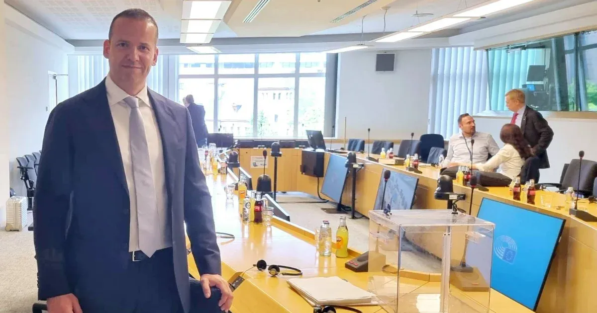 Megalakult a Mi Hazánkkal a Szuverén Nemzetek Európája EP-frakció