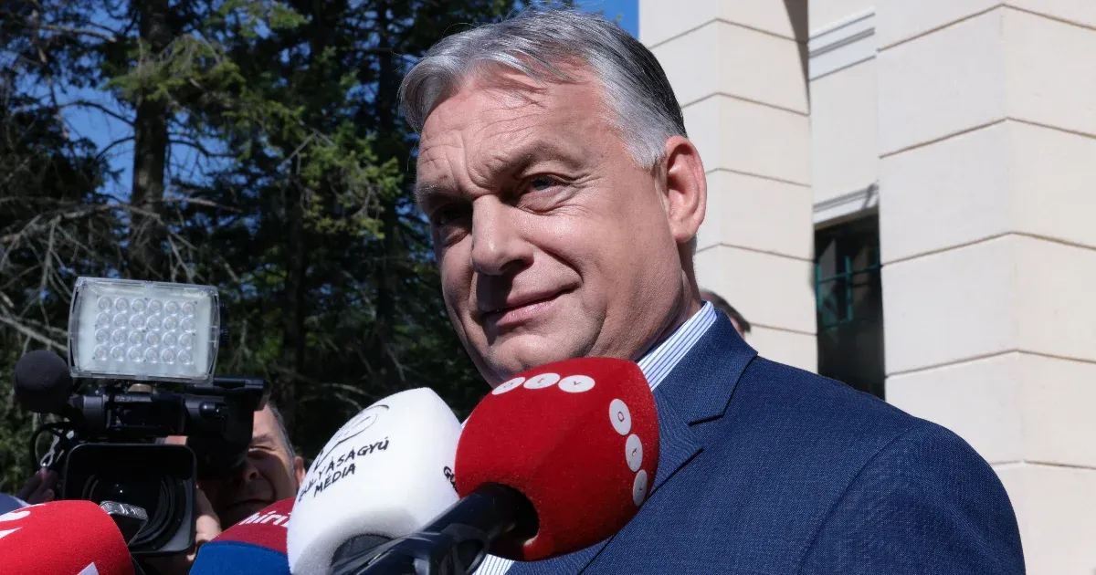 Orbán Viktor tovább pereskedik egy sor szerkesztőséggel