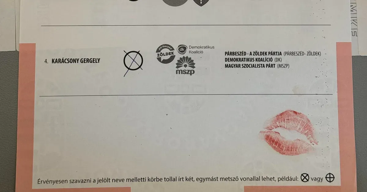 Karácsony puszit kapott, Vitézynek azt írták: légy a férjem!