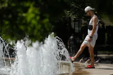 Sorra dőlnek a napi melegrekordok, és a kánikula egyelőre nem hagy alább