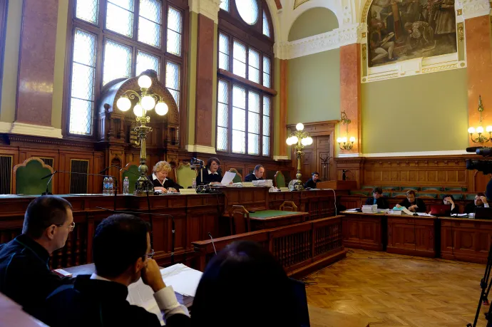 Panaszt nyújtott be a bírói fizetések miatt egy magyar bíró az Európai Bizottságnak