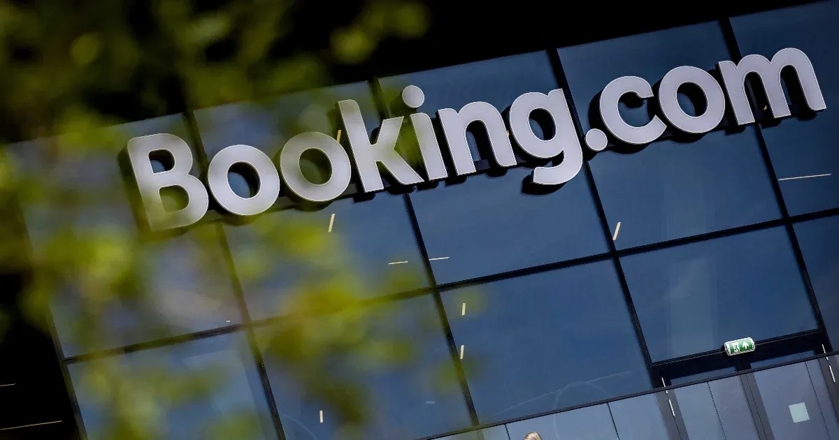 Közel 400 milliós bírságot kapott a Booking.com a GVH-tól