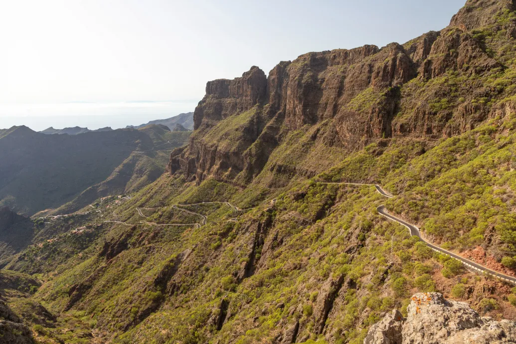 Holttestre bukkant a tenerifei rendőrség ott, ahol egy hónapja eltűnt egy brit fiatal