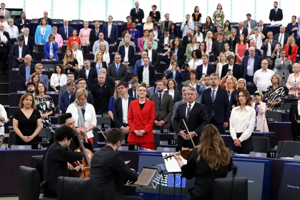 Several members of Fidesz’ Patriots for Europe group remain seated during Ode to Joy at EP's inaugural session