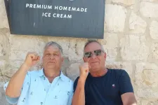 Idén is Horvátországban nyaral Orbán Viktor, ökölbe szorított kézzel pózolt egy étterem-tulajdonossal