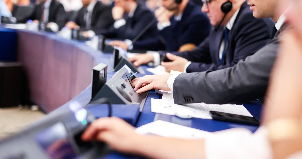 Hiába indult vezető tisztségért az EP-ben egy fideszes képviselő, utolsóként kiesett