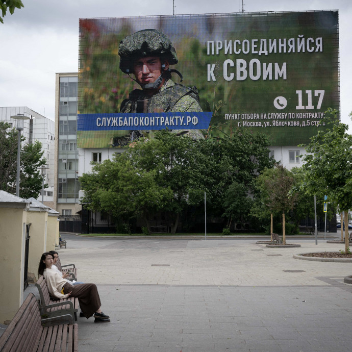 Csak egyre több és több pénzért hajlandók csatába menni az oroszok