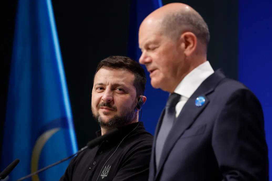 Jövőre megfelezheti az Ukrajnának szánt katonai segélyt Németország