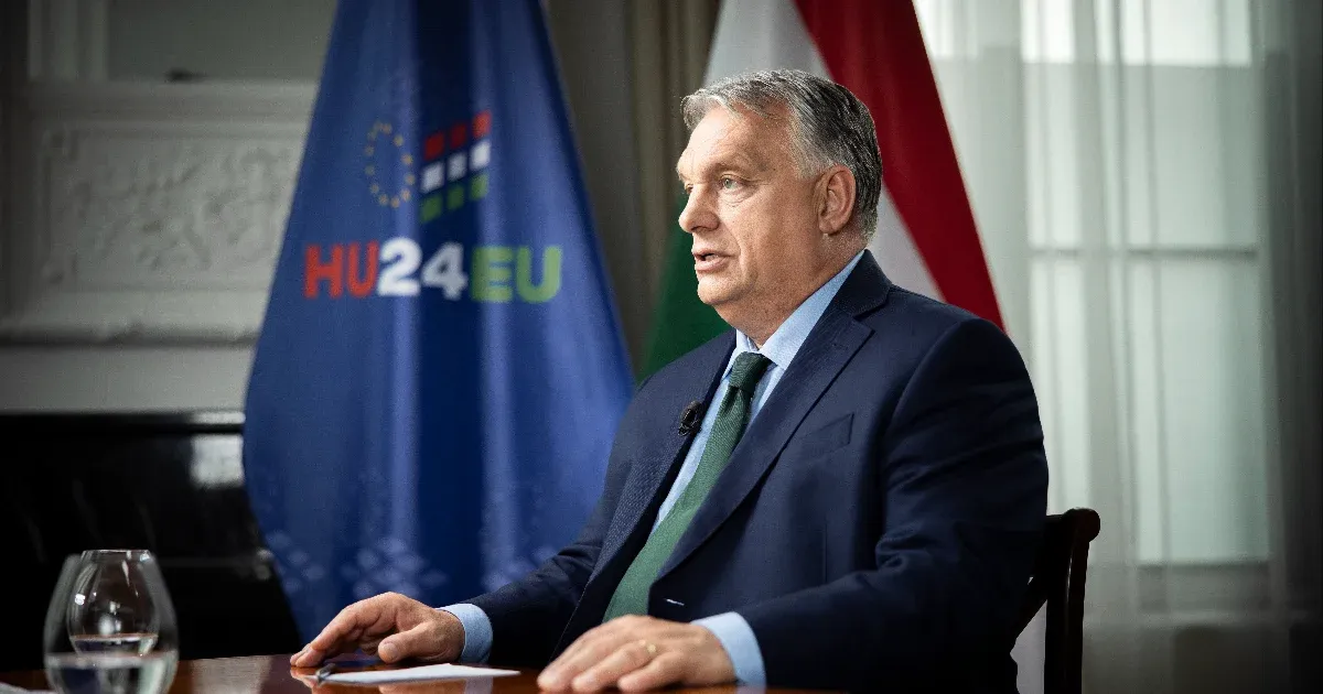 Orbán Viktor közzétette a levelet, amiben a diplomáciai csatornák újranyitását sürgette Oroszországgal
