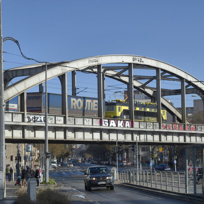 Nem baj, hogy olyan drága, mint egy metró, 113 milliárdot ad a Déli körvasútra az EU