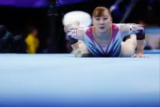 Cigizés miatt nem mehet az olimpiára a japán női tornászcsapat 19 éves kapitánya