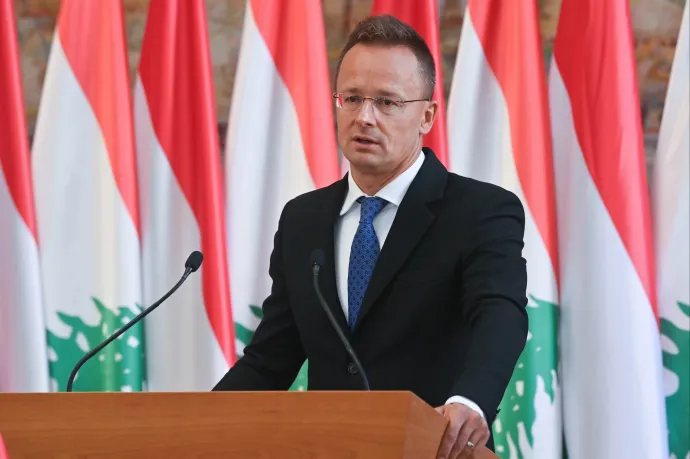 Szijjártó Péter: Nehezen tudom türtőztetni magamat, hogy ne használjak durva kifejezéseket